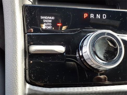 New 2025 Jeep Grand Cherokee L Limited image 5