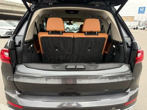 Used 2020 BMW X7 xDrive40i w/ Cold Weather Package image 43