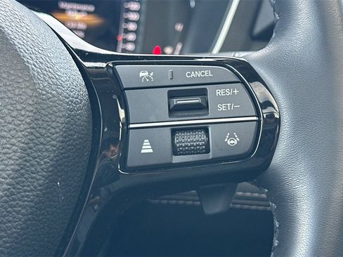 Certified 2025 Honda Pilot Elite image 27