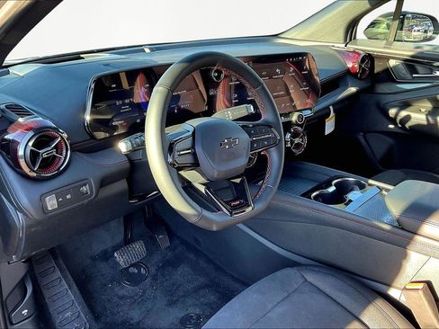 New 2026 Chevrolet Blazer EV RS image 8