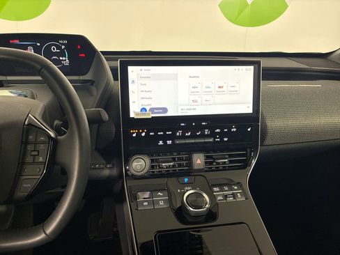 Used 2024 Subaru Solterra Limited image 15