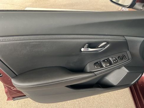 Certified 2022 Nissan Sentra SV w/ All-Weather Package FWD image 6