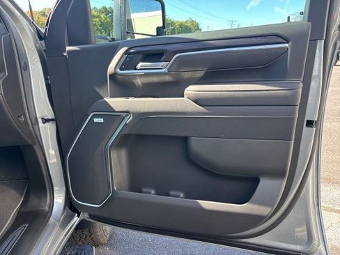 New 2026 GMC Sierra 2500 SLT w/ SLT Premium Package image 43