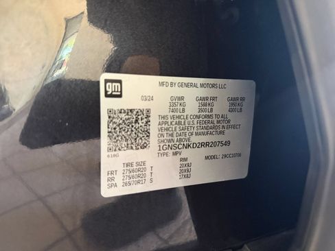 Used 2024 Chevrolet Tahoe LT w/ Luxury Package RWD image 25