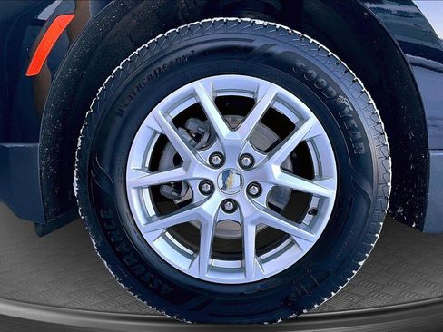 Used 2024 Chevrolet Equinox LT image 10