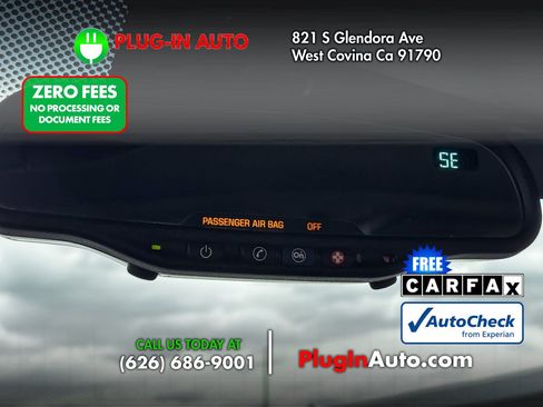 Used 2012 Chevrolet Corvette Coupe w/ 2LT Preferred Equipment Group RWD image 21