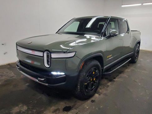 Used 2022 Rivian R1T Launch Edition image 1