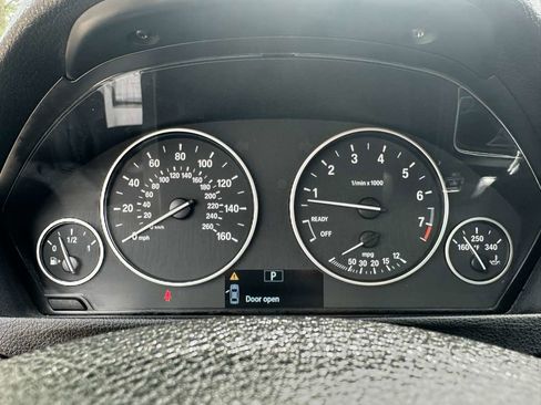 Used 2014 BMW 328i xDrive Sedan AWD/4WD image 17