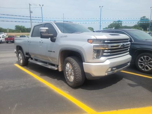 Used 2020 Chevrolet Silverado 2500 High Country AWD/4WD image 1