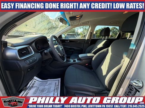 Used 2019 Kia Sorento FWD image 10