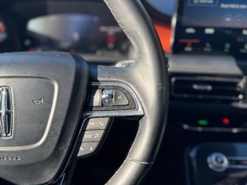 Used 2021 Lincoln Nautilus Reserve w/ Monochromatic Package image 16