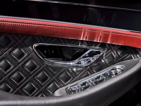 Used 2020 Bentley Continental GT First Edition image 32