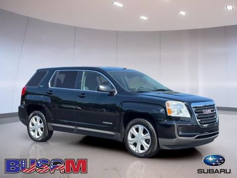 Used 2017 GMC Terrain SLE FWD image 1