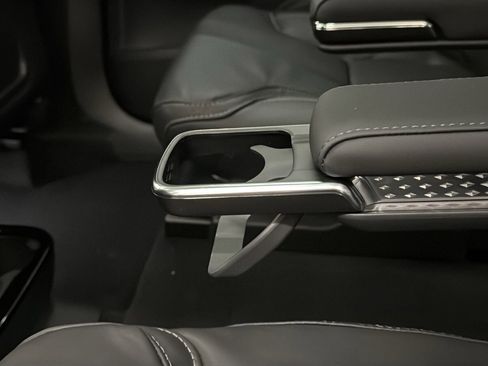 New 2026 Volvo XC90 T8 Ultra w/ Protection Package Premier image 28