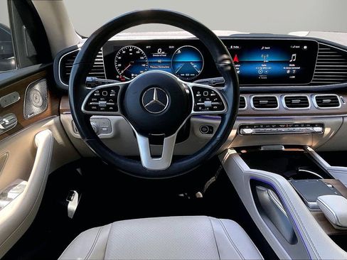 Used 2023 Mercedes-Benz GLE 450 4MATIC image 11