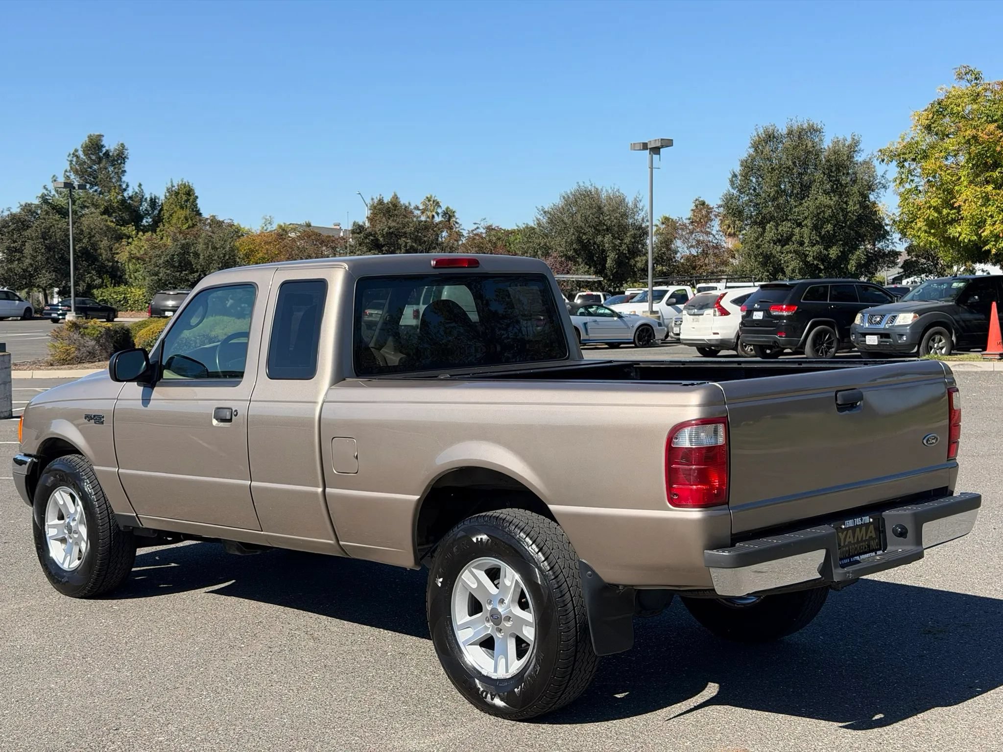 Used 2003 Ford Ranger XLT AWD/4WD image 3