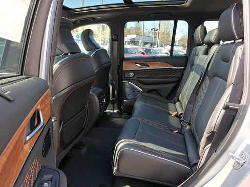 New 2026 Jeep Grand Cherokee Summit AWD/4WD image 6