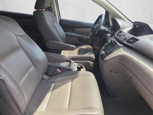 Used 2016 Honda Odyssey Touring Elite image 22