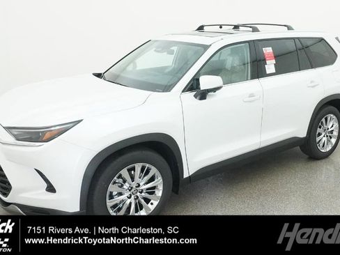 New 2026 Toyota Grand Highlander Platinum AWD/4WD image 1