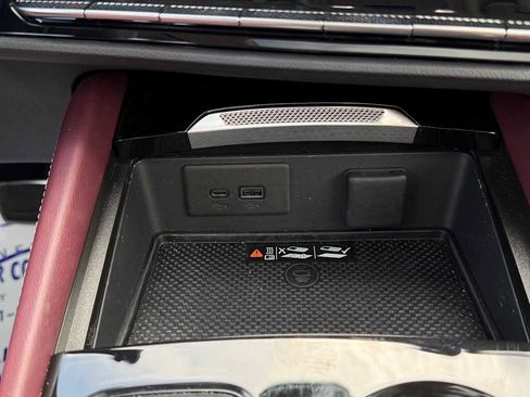 Used 2025 Buick Envision Sport Touring AWD/4WD image 24
