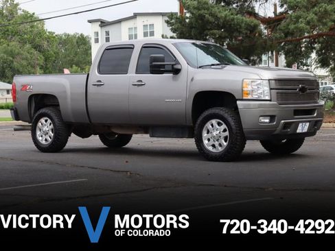 Used 2014 Chevrolet Silverado 3500 LT w/ Interior Plus Package AWD/4WD image 1