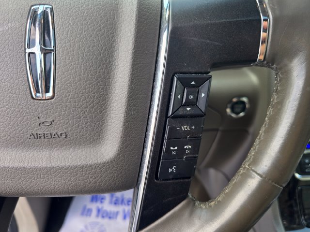 Used 2017 Lincoln Navigator Select AWD/4WD image 33