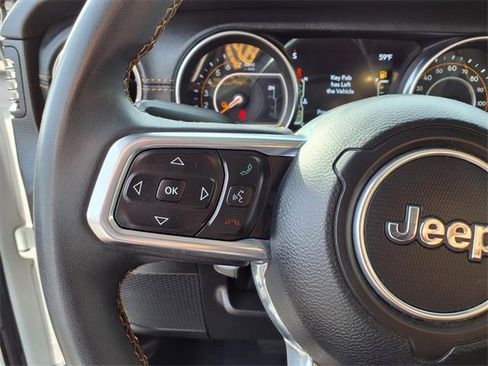Used 2023 Jeep Gladiator Overland image 19