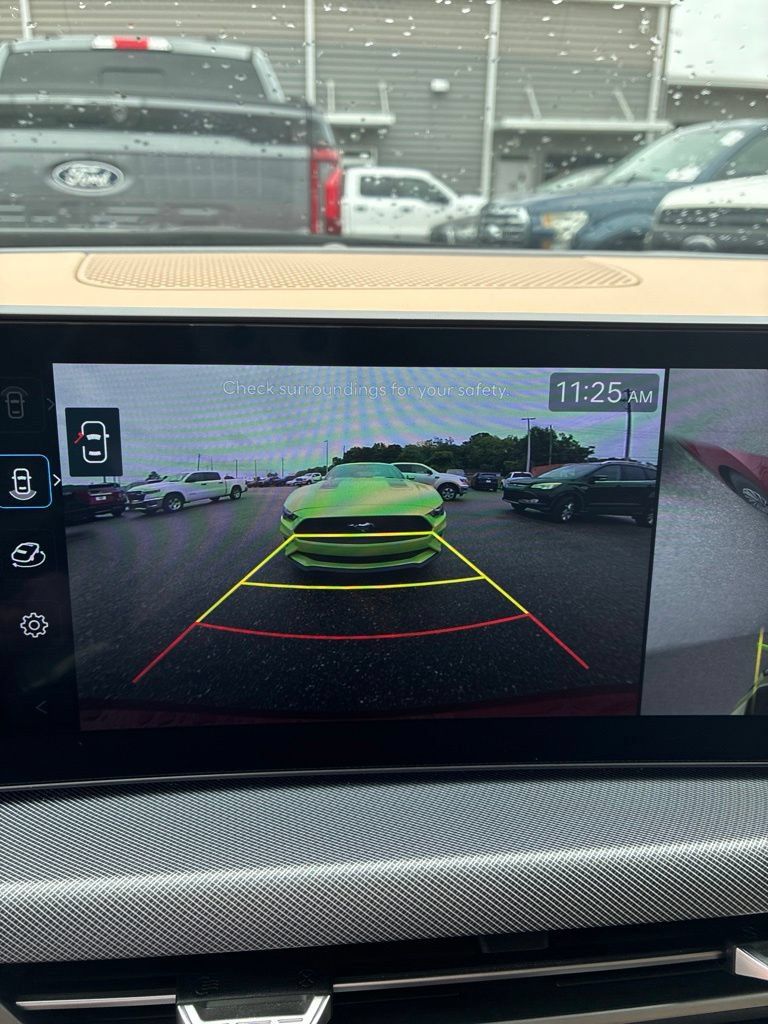 Used 2025 Hyundai Sonata Limited FWD image 12