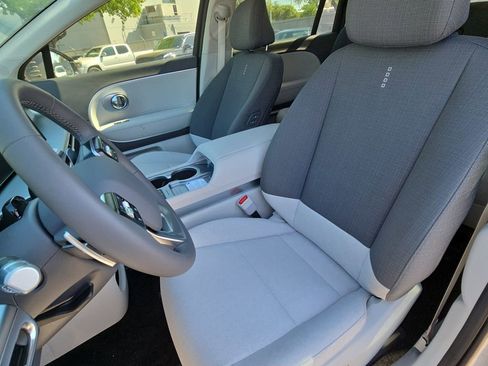 New 2026 Hyundai Ioniq 9 SE AWD/4WD image 16