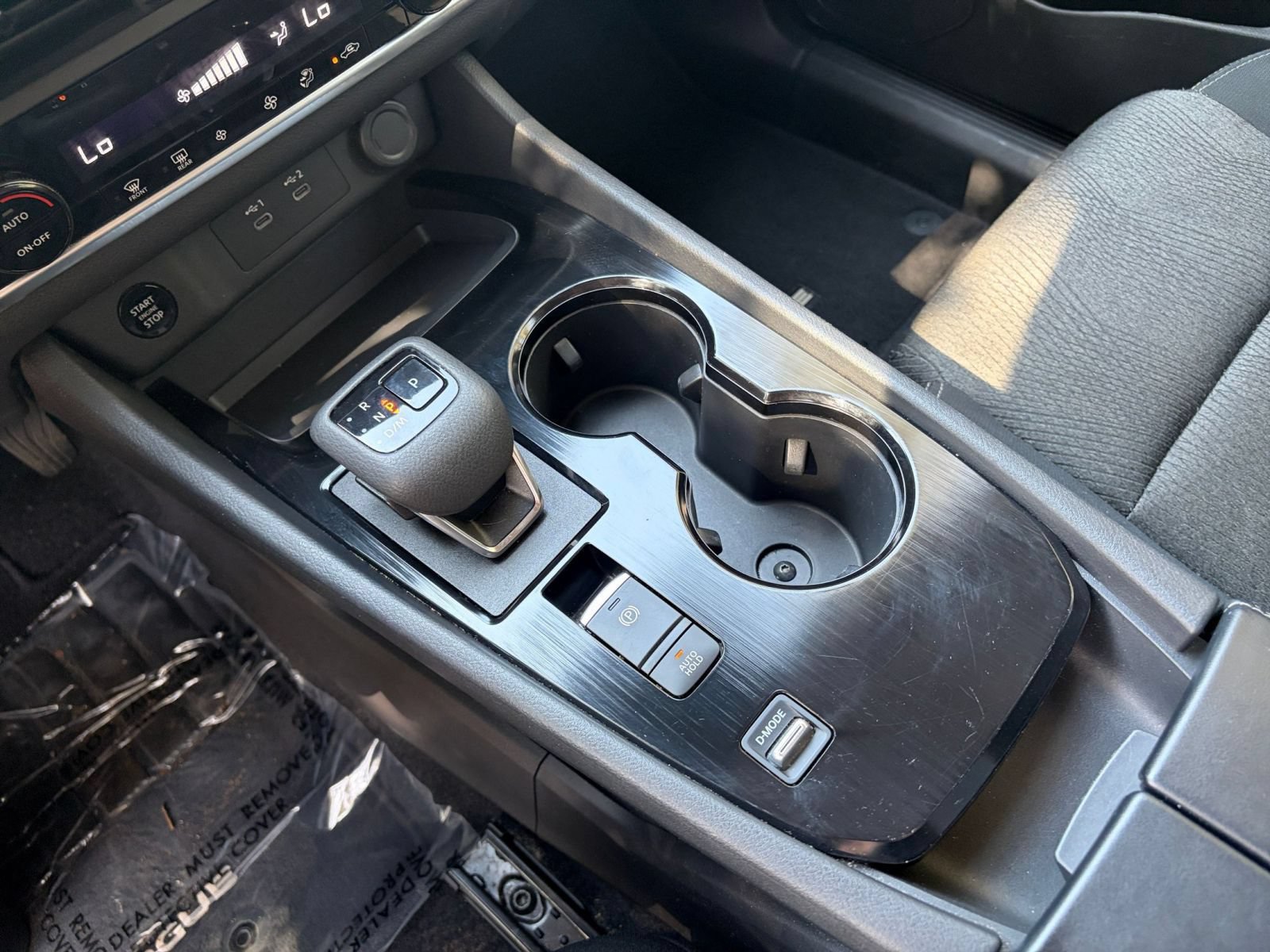 Used 2025 Nissan Rogue SV FWD image 41