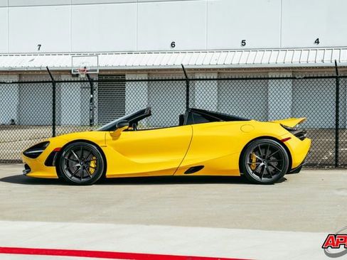Used 2020 McLaren 720S Performance RWD image 66