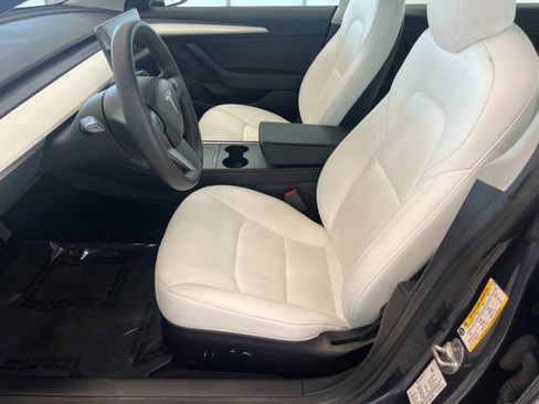 Used 2022 Tesla Model 3 RWD image 9