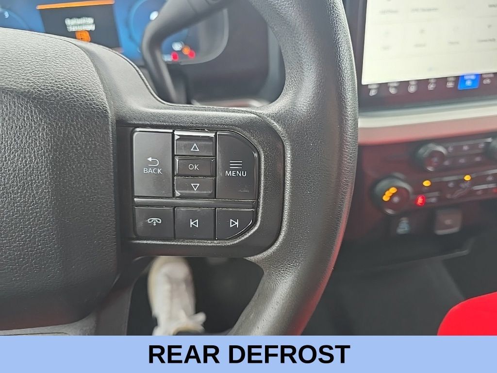 Used 2023 Ford F250 XLT w/ XLT Premium Package AWD/4WD image 18