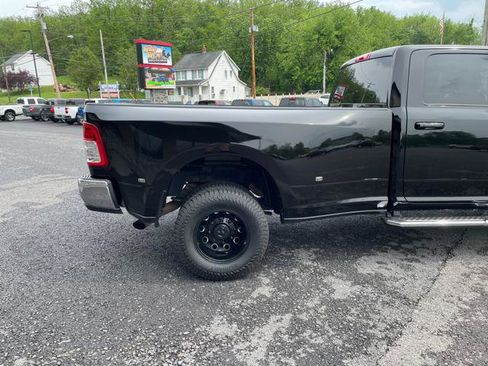 Used 2021 RAM 3500 Big Horn image 8