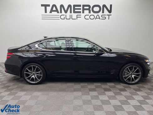 Used 2025 Genesis G70 2.5T image 4
