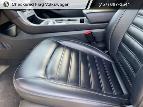 Used 2024 Ford Edge SEL image 22