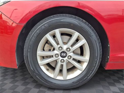 Used 2017 Hyundai Sonata SE image 8