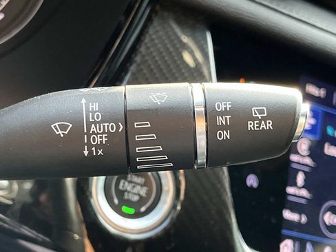 Used 2022 Cadillac XT6 Sport w/ Technology Package AWD/4WD image 46