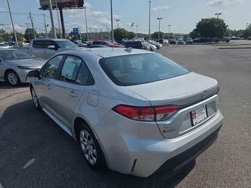 Certified 2026 Toyota Corolla LE FWD image 6