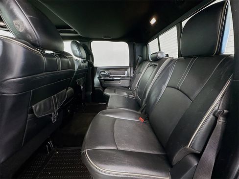 Used 2018 RAM 1500 Limited image 26