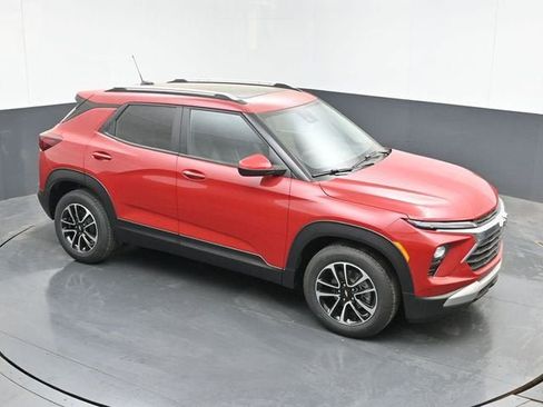 New 2026 Chevrolet TrailBlazer LT image 1