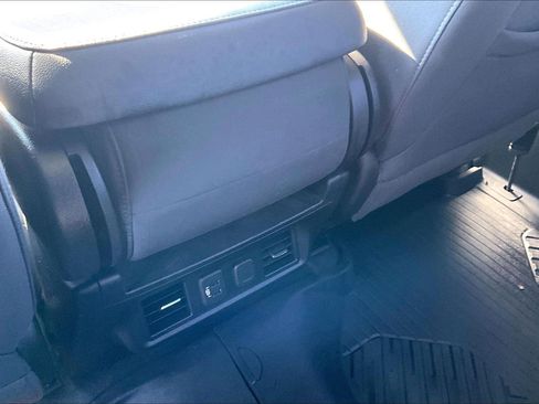 Used 2021 Chevrolet Silverado 1500 RST image 30