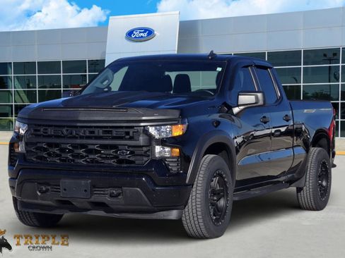 Used 2023 Chevrolet Silverado 1500 Custom w/ LPO, Dark Essentials Package image 2