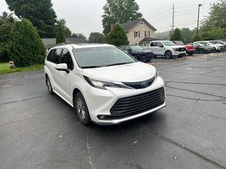 Used 2025 Toyota Sienna XLE FWD 360° Tour