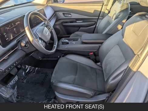 Used 2024 Nissan Ariya FWD image 12