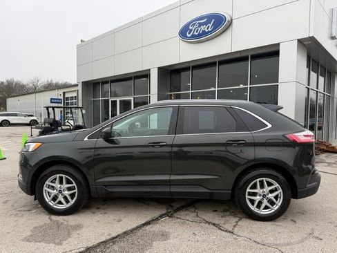 Used 2022 Ford Edge SEL w/ Convenience Package AWD/4WD image 4