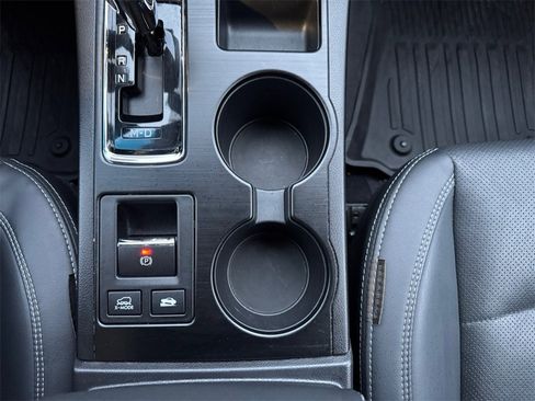 Used 2019 Subaru Outback 2.5i Limited image 19