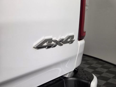 Used 2022 RAM 1500 Big Horn AWD/4WD image 31
