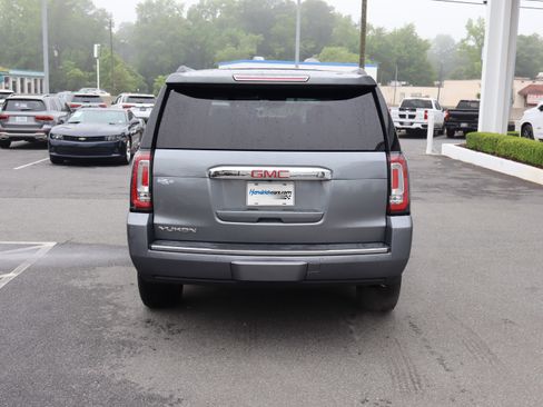 Used 2020 GMC Yukon Denali w/ Open Road Package AWD/4WD image 9