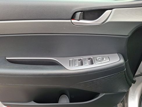 Certified 2024 Hyundai Palisade SEL FWD image 12